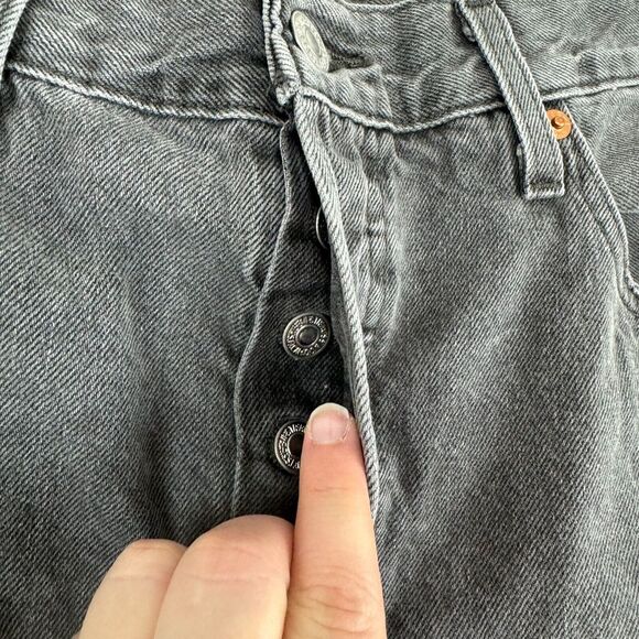 Levis 501XX Jeans Mens 32x26 Faded Black 5 Pocket Button Fly Distressed Frayed - Picture 5 of 16